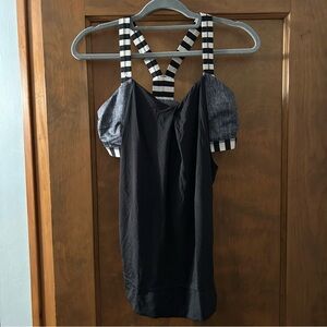 Lululemon black and white tank top